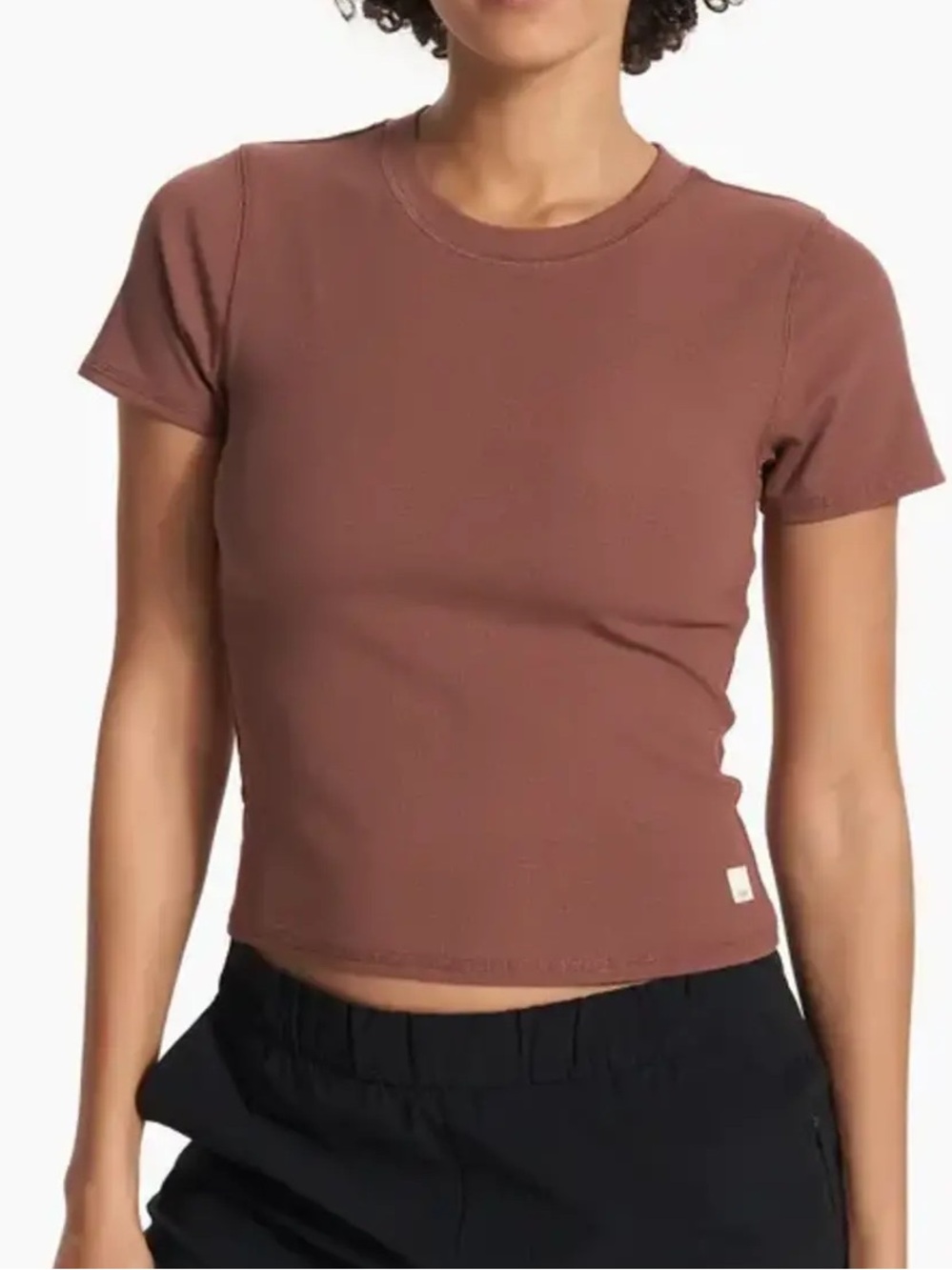 Vuori Pose Fitted Tee in Hazelnut